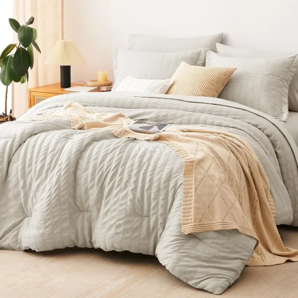 7-Pieces All Season Bedding Sets with Comforter, Pillow Sham, Flat Sheet, Fitted Sheet, Pillowcase, Comforters